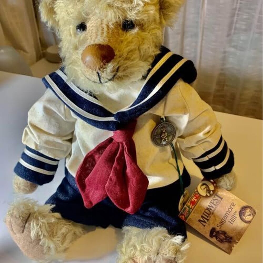 “Archibald Roosevelt” Midwest of Cannon Falls Sagamore Hill Coll. 14” Teddy Bear